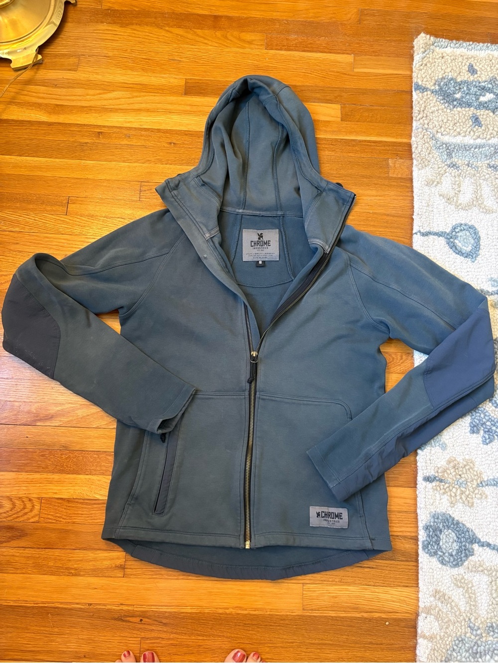 Chrome Industries Mens’ Hooded Zip Jacket in Slate Blue